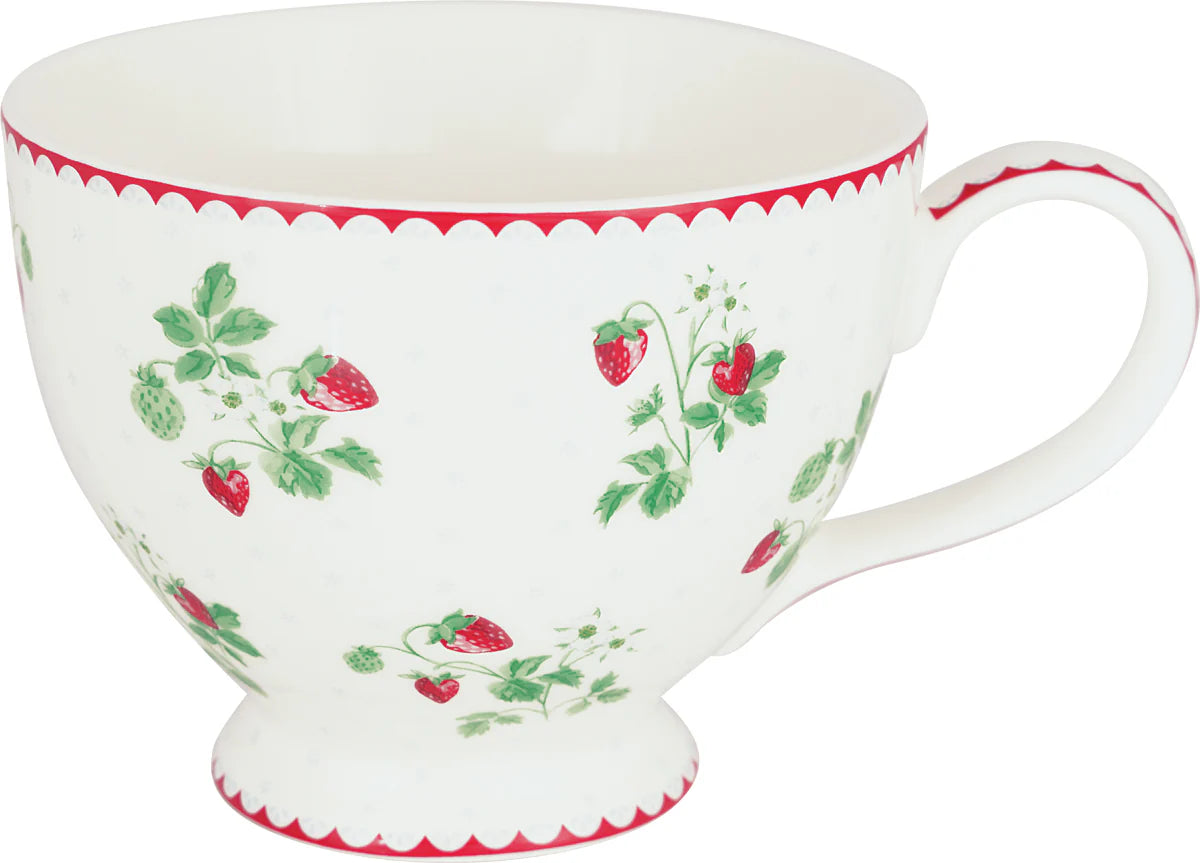 Berry white tea cup with motif